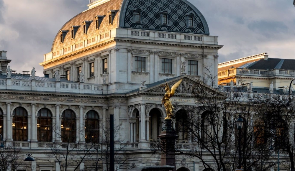 Lehre: Lehrveranstaltung "Stressbewältigung bei Einsatzkräften" an der Universität Wien beginnt. Psychologische Beratung für Einsatzkräfte erfolgt evidenzbasiert und auf wissenschaftlichem Niveau.